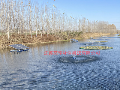 太陽能水上噴泉曝氣系統(tǒng)價(jià)格多少 江蘇艾珍環(huán)保.jpg