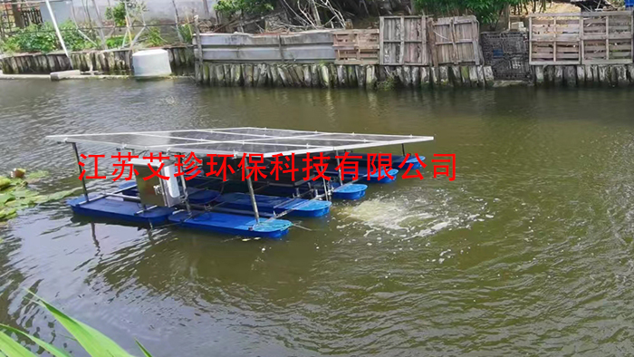 揭秘太陽(yáng)能潛水推流曝氣機(jī)：綠色科技如何驅(qū)動(dòng)水體凈化？.jpg